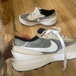 Nike Waffle One Summit White Women’s Size 7.5